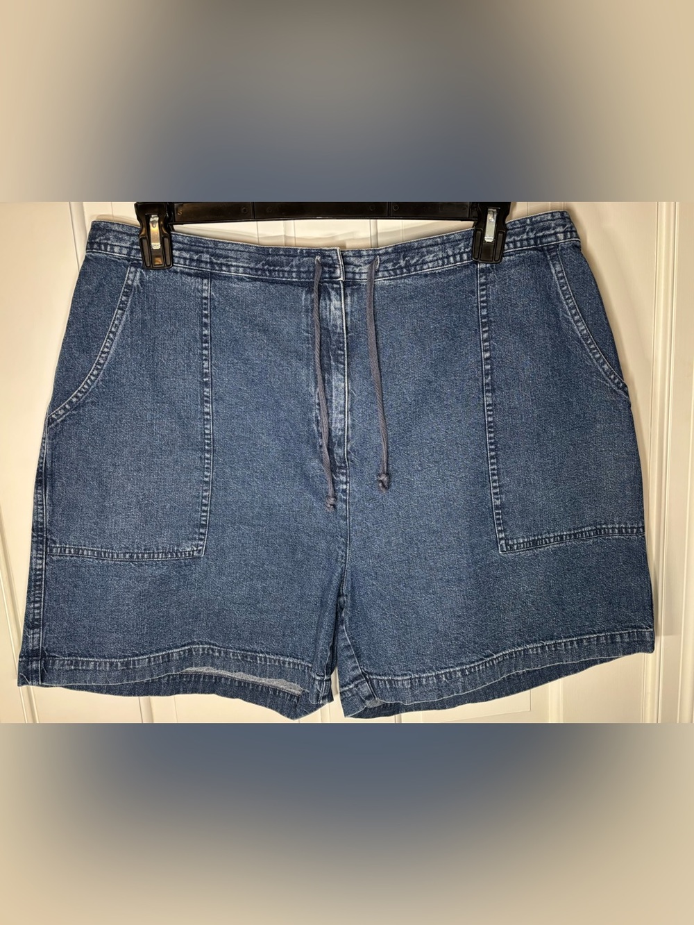 Marsh Landing Denim Jean Drawstring Shorts in Blue Women’s XL